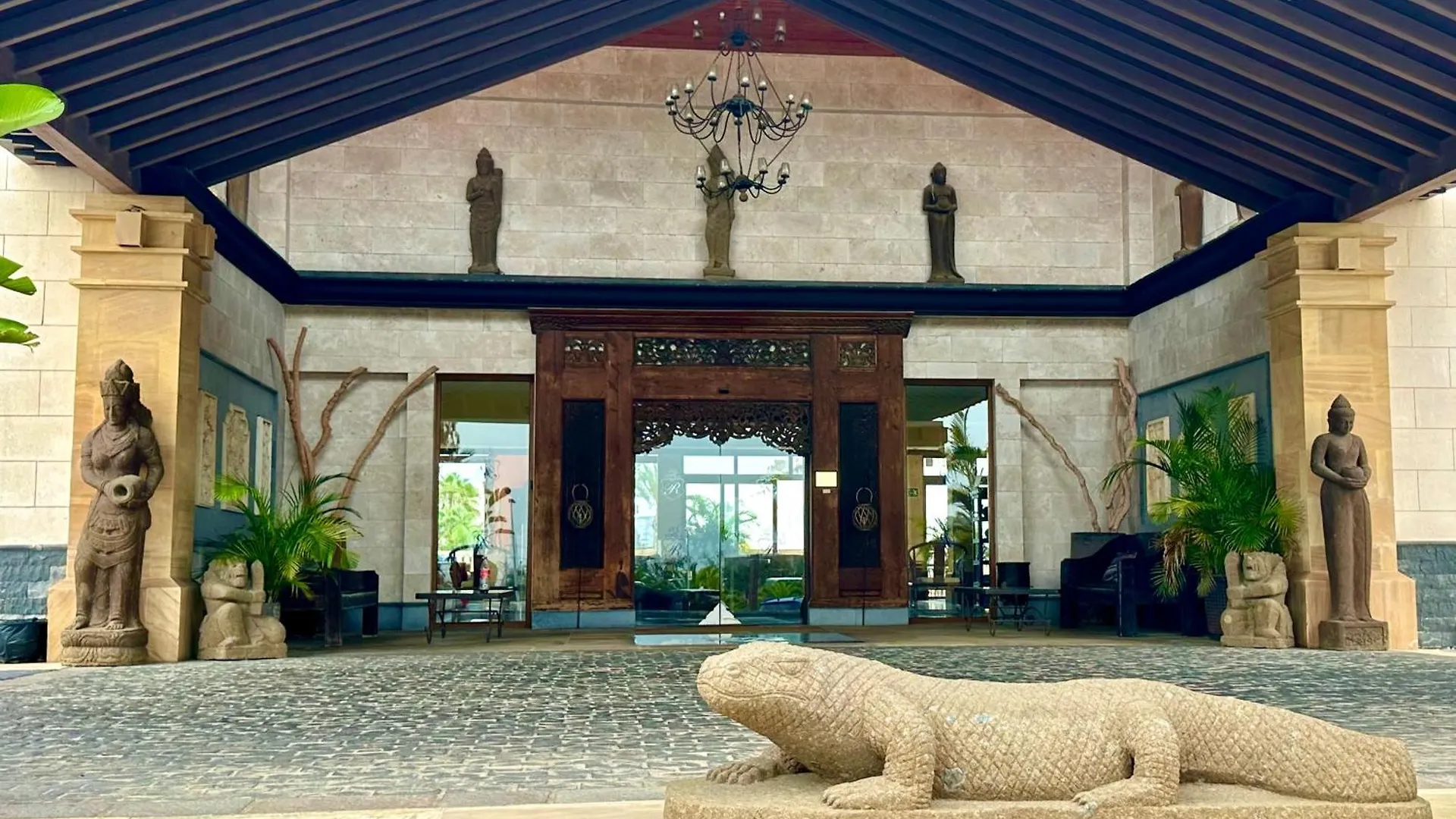 Apartment La Estancia Chayofa